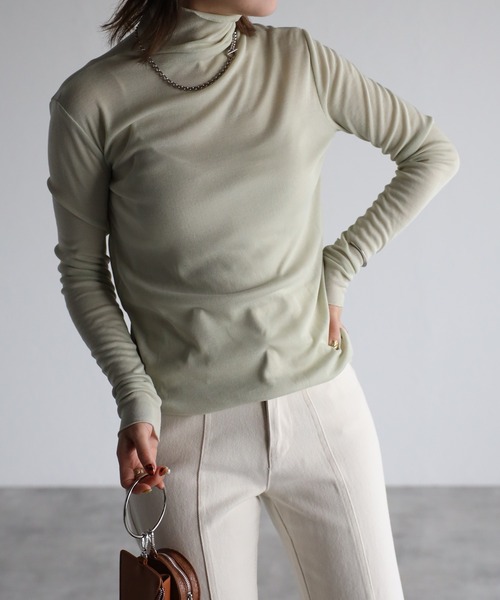 r.(アールドット)の「シアーフライス シームレス タートルPO(Tシャツ/カットソー・レディース・オフホワイト/ライトグレー/ブラック/グレイッシュベージュ/ライム/チャコールグレー・FREE)」の6枚目の写真