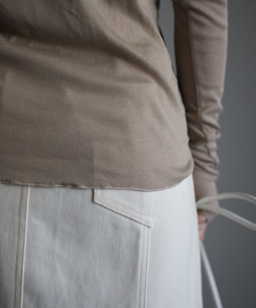 r.(アールドット)の「シアーフライス シームレス タートルPO(Tシャツ/カットソー・レディース・オフホワイト/ライトグレー/ブラック/グレイッシュベージュ/ライム/チャコールグレー・FREE)」の11枚目の写真