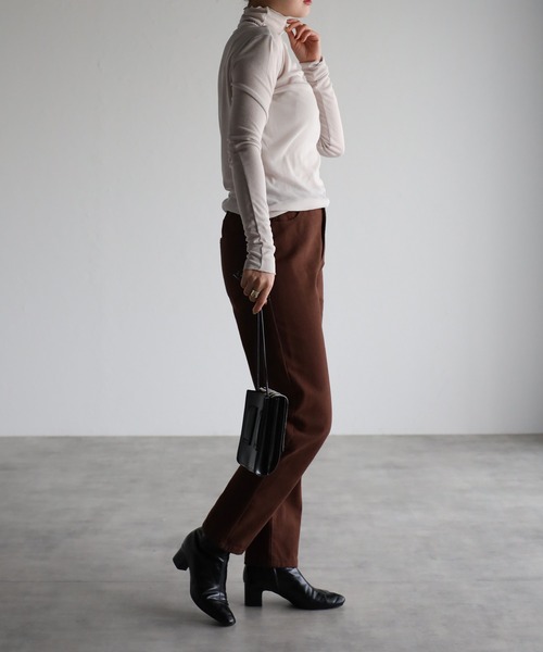 r.(アールドット)の「シアーフライス シームレス タートルPO(Tシャツ/カットソー・レディース・オフホワイト/ライトグレー/ブラック/グレイッシュベージュ/ライム/チャコールグレー・FREE)」の9枚目の写真