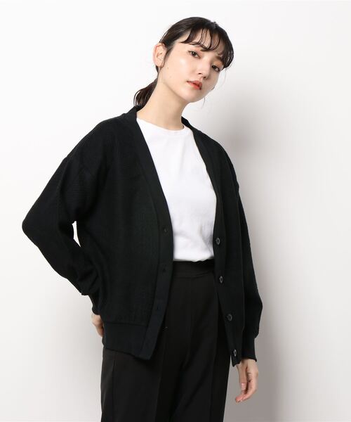 AMERICAN HOLIC（アメリカンホリック）の「Vネックカットジャガードカーディガン（カーディガン/ボレロ・レディース・ブラック/アイボリー・M/L）」の4枚目の写真