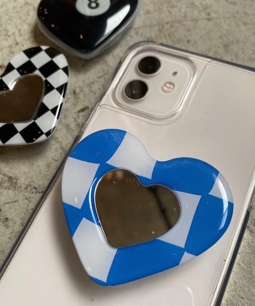 SPINNS（スピンズ）の「ハートモチーフ グリップトック（スマホグッズ・レディース・A/B/C・ONESIZE）」の3枚目の写真