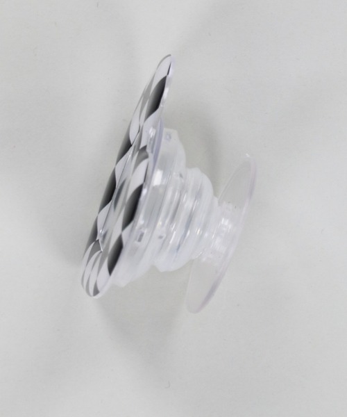 SPINNS（スピンズ）の「ハートモチーフ グリップトック（スマホグッズ・レディース・A/B/C・ONESIZE）」の6枚目の写真