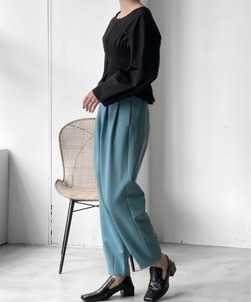 Solace（ソレイス）の「シャーリングショートフレアブラウス（シャツ/ブラウス・レディース・ブラック/グリーン/ナチュラル・FREE）」の21枚目の写真