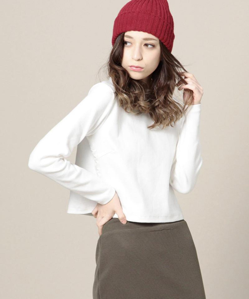 ROSE BUD(ローズバッド)の「【カタログ掲載】【雑誌掲載】LCTT-15120 HI-NECK L/S CROPPED-T(Tシャツ/カットソー・レディース・ホワイト/ブラック/ミックスグレー/ブルー・ONE SIZE)」の2枚目の写真