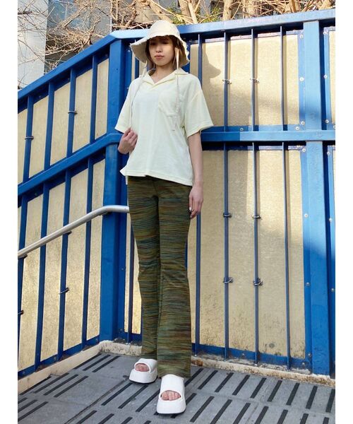 EMODA(エモダ)の「フィットフレアストレッチパンツ(その他パンツ・レディース・ブラック/その他/その他1・FREE)」の6枚目の写真