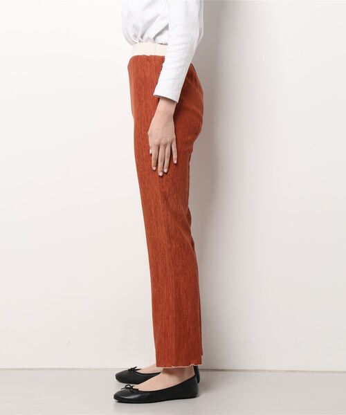 Q(キュー)の「プリーツリブパンツ(その他パンツ・レディース・グリーン/テラコッタ・MEDIUM)」の6枚目の写真