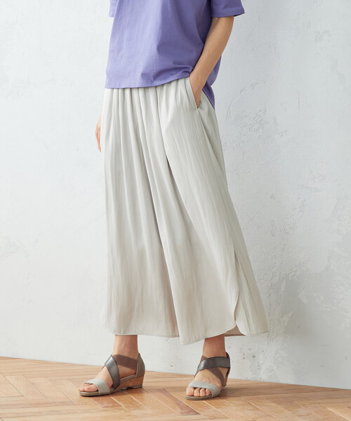 COMME CA ISM(コムサイズム)の「スカーチョ(その他パンツ・レディース・ライトグレー/チャコール/パープル・SMALL/MEDIUM/LARGE)」の1枚目の写真