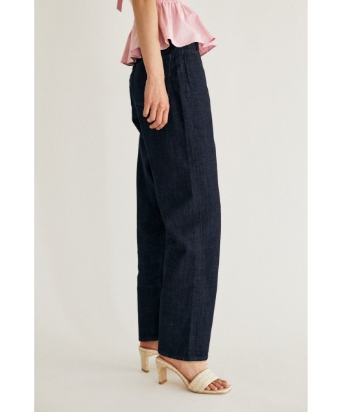 M_（エムアンダーバー）の「【M_】OGC RELAX TAPERED（デニムパンツ・レディース・ダークブルー/アイボリー/ベージュ・2/0/1）」の13枚目の写真