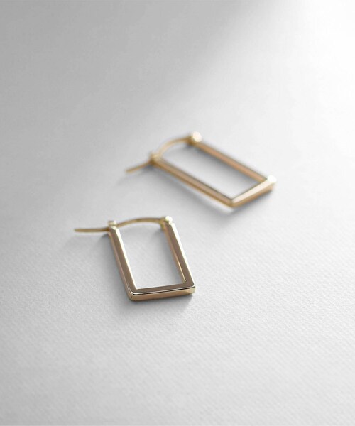 COCOSHNIK（ココシュニック）の「K10中空スクエア フープピアス（ピアス（両耳用）・レディース・ホワイト系その他7・00）」の5枚目の写真