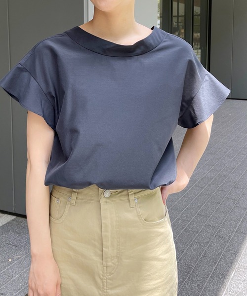 Spick & Span（スピックアンドスパン）の「バックVネック袖