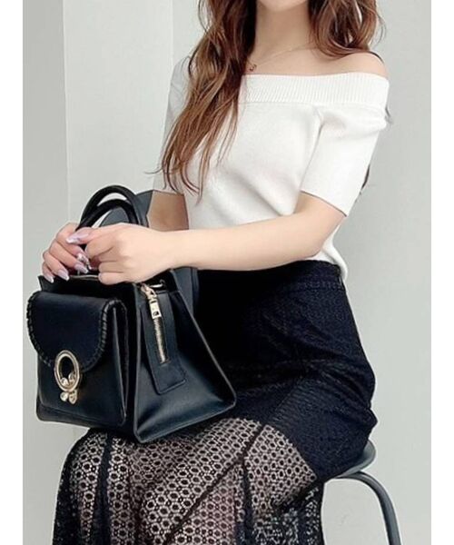 RESEXXY（リゼクシー）の「オフショルニットトップス（ニット/セーター・レディース・ホワイト/ブラック/その他/その他1・FREE）」の2枚目の写真