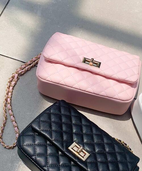 INGNI(イング)の「キルティングショルダーBAG/A(トートバッグ・レディース・オフホワイト/ブラック/ピンク・ONE SIZE)」の3枚目の写真