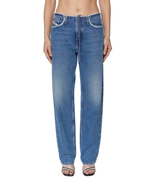 DIESEL(ディーゼル)の「FW22 レディース デニム ルーズフィット(デニムパンツ・レディース・インディゴブルー・28inch/29inch/26inch/27inch/23inch/24inch/25inch/30inch)」の4枚目の写真