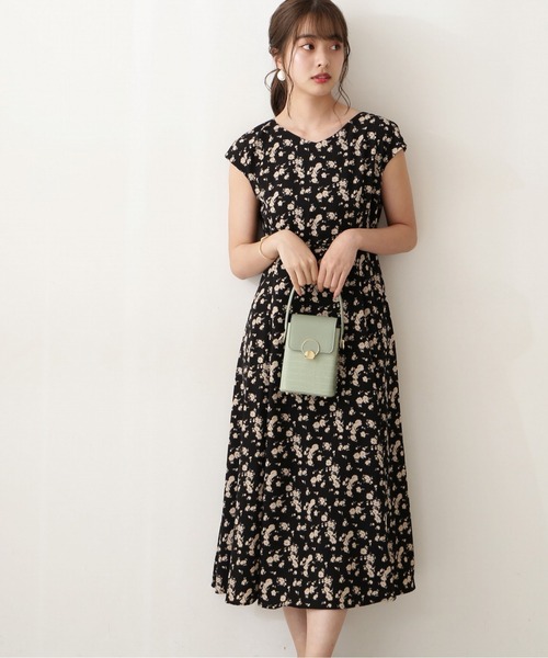 PROPORTION BODY DRESSING(プロポーションボディドレッシング)の「ニュアンスフラワーワンピース / 1212240506(ワンピース・レディース・ブラック/ベージュ・SMALL/MEDIUM)」の3枚目の写真