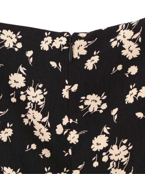 PROPORTION BODY DRESSING(プロポーションボディドレッシング)の「ニュアンスフラワーワンピース / 1212240506(ワンピース・レディース・ブラック/ベージュ・SMALL/MEDIUM)」の15枚目の写真