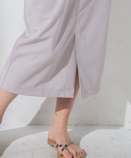 socolla(ソコラ)の「【socolla】ウエストダーツストレッチジョーゼットスカート(スカート・レディース・ブラック/パープル/グレー/オフホワイト・S/M)」の11枚目の写真