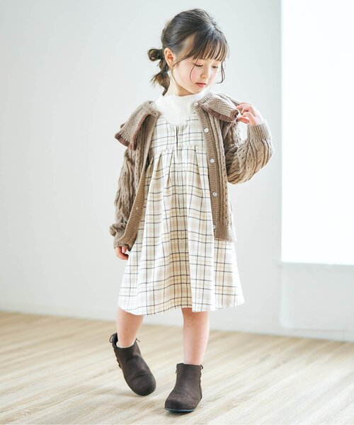 apres les cours(アプレレクール)の「メロウリブTシャツ(Tシャツ/カットソー・キッズ・その他2/アイボリー/ローズ/サックスブルー/イエロー/ブラック・80/90/100/110/120/130/140)」の21枚目の写真