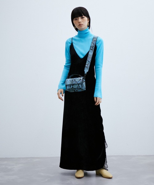 HVISK（ヴィスク）の「【HVISK】RENEI SNAKE（ショルダーバッグ・レディース・ブルー・FREE）」の3枚目の写真