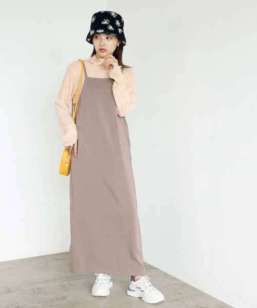 GeeRA（ジーラ）の「シャーリングシアートップス（Tシャツ/カットソー・レディース・ブラック/ライトベージュ/ピンク・LARGE/X-LARGE/SMALL/MEDIUM）」の10枚目の写真