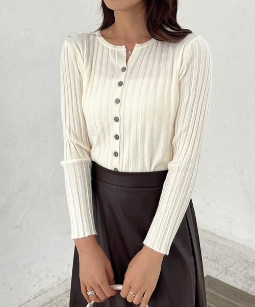 Lamoa(ラモア)の「Lamoa/リブニット コンパクト カーディガン(カーディガン/ボレロ・レディース・ホワイト/グレー/ブラック/アイボリー/ベージュ・FREE)」の18枚目の写真