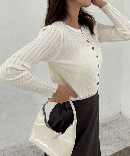 Lamoa(ラモア)の「Lamoa/リブニット コンパクト カーディガン(カーディガン/ボレロ・レディース・ホワイト/グレー/ブラック/アイボリー/ベージュ・FREE)」の19枚目の写真