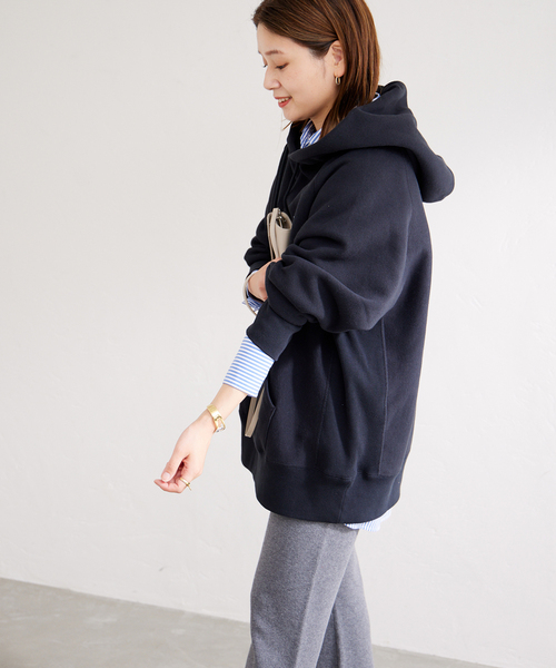 Champion（チャンピオン）の「別注【CHAMPION/チャンピオン】SMU Reverse weave Sweat Hoodie：フーディー（パーカー・レディース・チャコールグレー/ブラック/ネイビー・X-LARGE）」の16枚目の写真