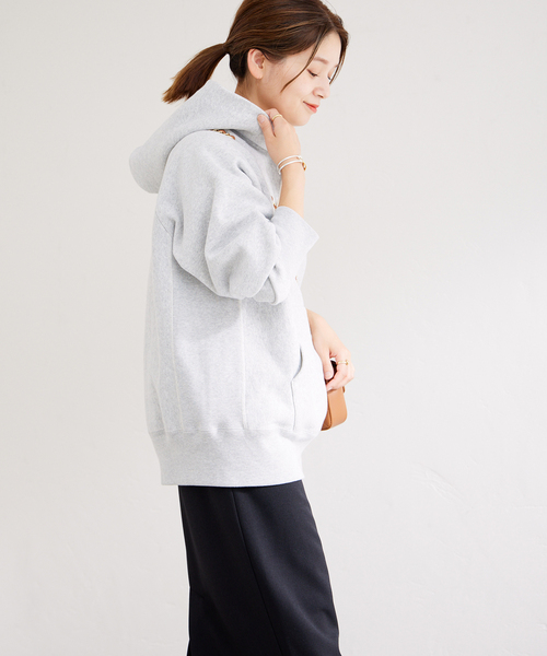 Champion（チャンピオン）の「別注【CHAMPION/チャンピオン】SMU Reverse weave Sweat Hoodie：フーディー（パーカー・レディース・チャコールグレー/ブラック/ネイビー・X-LARGE）」の11枚目の写真