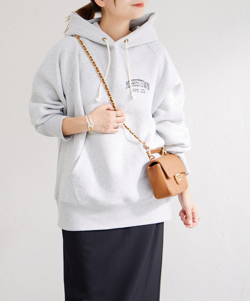 Champion（チャンピオン）の「別注【CHAMPION/チャンピオン】SMU Reverse weave Sweat Hoodie：フーディー（パーカー・レディース・チャコールグレー/ブラック/ネイビー・X-LARGE）」の5枚目の写真