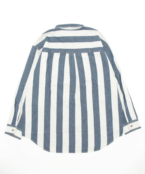 Levi's（リーバイス）の「【Levi's】オーバーヒッコリーシャツ（シャツ/ブラウス・メンズ・ホワイト・M/L）」の2枚目の写真