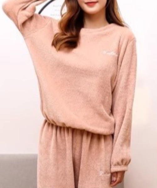 gossip！ロサンゼルス（ゴシップロサンゼルス）の「もこもこプルオーバーセットアップ（ルームウェア/パジャマ・レディース・ブラック/モカ/ピンク/ライトピンク/ライトブルー/グレー・FREE）」の9枚目の写真