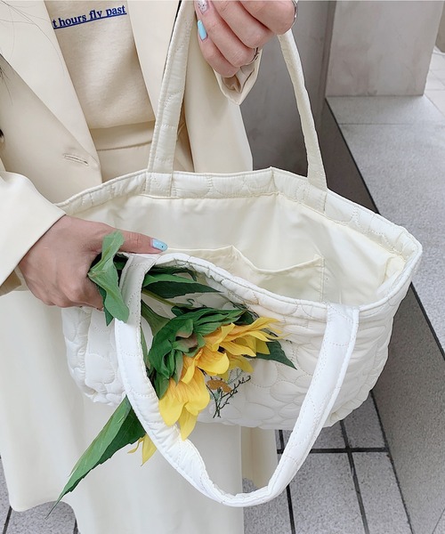 aimoha（アイモハ）の「フラワー刺繍トートバッグ（トートバッグ・レディース・ホワイト系その他/ホワイト系その他2/ホワイト系その他3/ホワイト系その他4・FREE）」の17枚目の写真