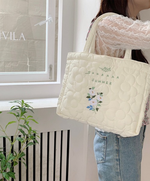 aimoha（アイモハ）の「フラワー刺繍トートバッグ（トートバッグ・レディース・ホワイト系その他/ホワイト系その他2/ホワイト系その他3/ホワイト系その他4・FREE）」の18枚目の写真