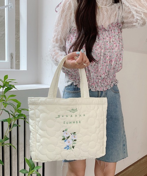 aimoha（アイモハ）の「フラワー刺繍トートバッグ（トートバッグ・レディース・ホワイト系その他/ホワイト系その他2/ホワイト系その他3/ホワイト系その他4・FREE）」の20枚目の写真