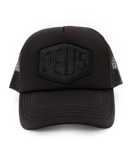 DEUS EX MACHINA（デウスエクスマキナ）の「DEUS EX MACHINA / “TRUCKER” キャップ（キャップ・メンズ・ブラック/ブルー/その他・ONE SIZE）」の4枚目の写真