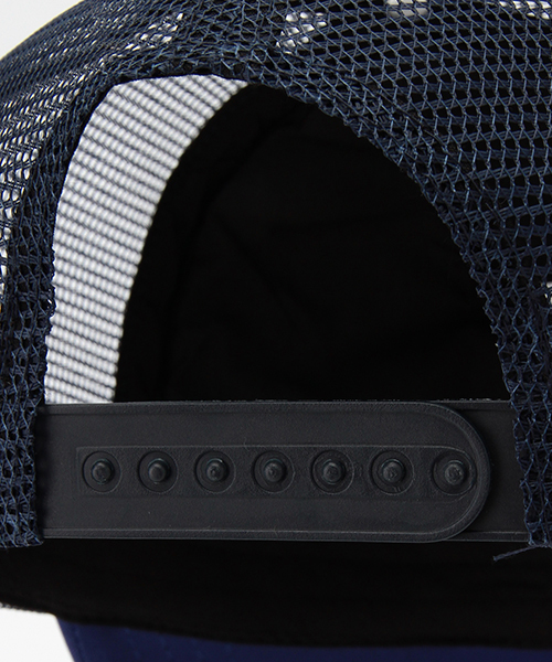 DEUS EX MACHINA（デウスエクスマキナ）の「DEUS EX MACHINA / “TRUCKER” キャップ（キャップ・メンズ・ブラック/ブルー/その他・ONE SIZE）」の19枚目の写真