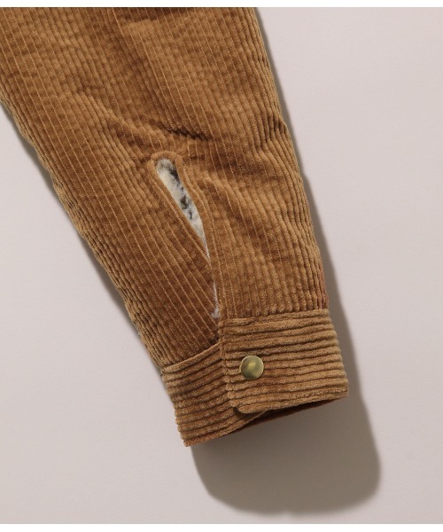 ADAM ET ROPE'(アダムエロペ)の「【WEB限定】《コーデュロイ/ボア》ドロップショルダー ワイド コーチジャケット(ブルゾン・メンズ・ダークブラウン/モスグリーン/ネイビー/ブラック/ブラウン系その他・L/LL/M)」の8枚目の写真