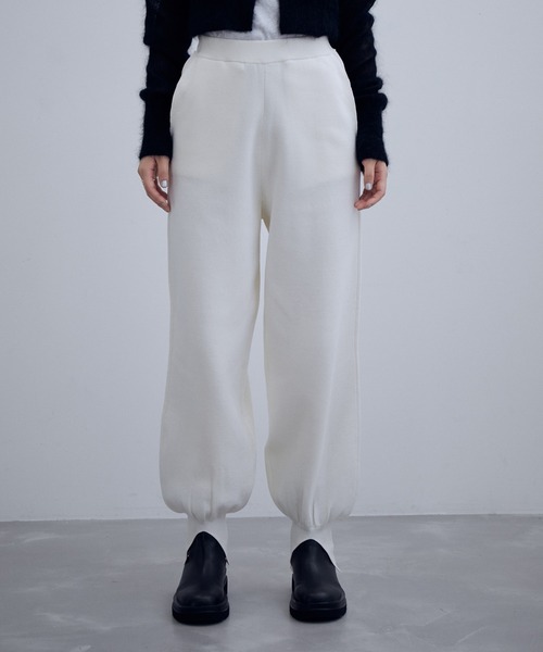 ADAM ET ROPE'（アダムエロペ）の「ニット裾リブパンツ（その他パンツ・レディース・ブラック/キナリ・FREE）」の7枚目の写真