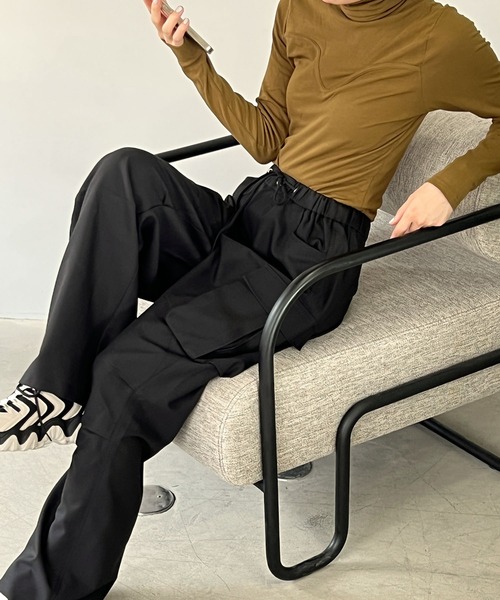 chuclla(チュクラ)の「アーチデコルテ ストレッチタートル chw22a086(Tシャツ/カットソー・レディース・ブラウン/ダークグレー/カーキブラウン・FREE)」の4枚目の写真