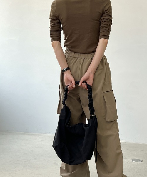 chuclla(チュクラ)の「アーチデコルテ ストレッチタートル chw22a086(Tシャツ/カットソー・レディース・ブラウン/ダークグレー/カーキブラウン・FREE)」の21枚目の写真