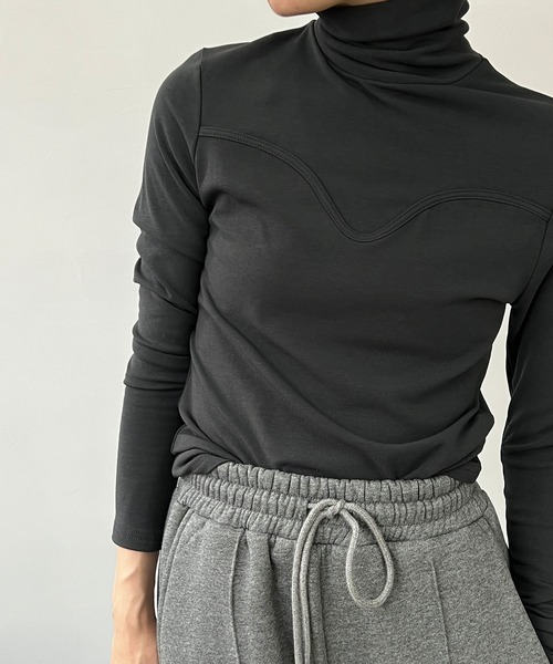 chuclla(チュクラ)の「アーチデコルテ ストレッチタートル chw22a086(Tシャツ/カットソー・レディース・ブラウン/ダークグレー/カーキブラウン・FREE)」の17枚目の写真