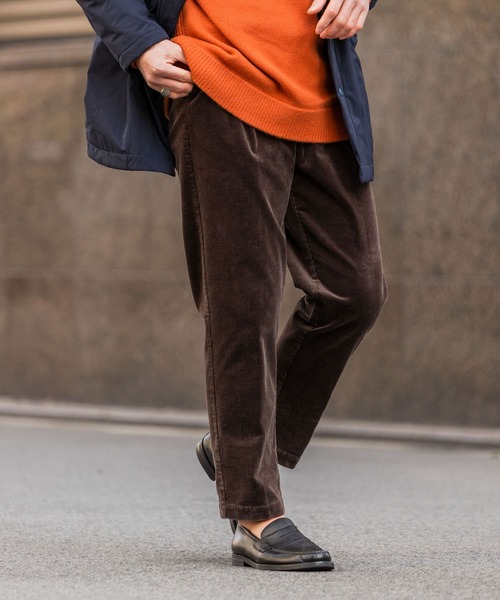 URBAN RESEARCH ROSSO MEN(アーバンリサーチロッソメン)の「『一部WEB限定カラー』『UR TECH』コーデュロイテーパードパンツ(その他パンツ・メンズ・ブラック/ブラウン/アイボリー・MEDIUM/LARGE/X-LARGE)」の3枚目の写真