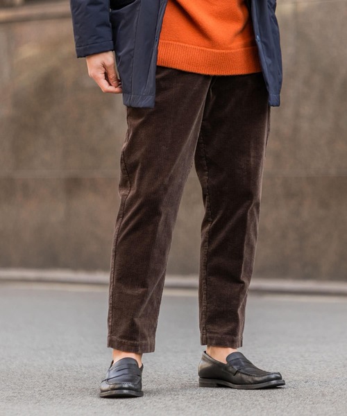 URBAN RESEARCH ROSSO MEN(アーバンリサーチロッソメン)の「『一部WEB限定カラー』『UR TECH』コーデュロイテーパードパンツ(その他パンツ・メンズ・ブラック/ブラウン/アイボリー・MEDIUM/LARGE/X-LARGE)」の7枚目の写真