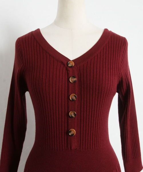 tocco closet(トッコ クローゼット)の「ヘンリーネック裾透かし編み切り替えリブニットワンピース(ワンピース・レディース・ブラック/ボルドー/グレイッシュブルー・M)」の22枚目の写真