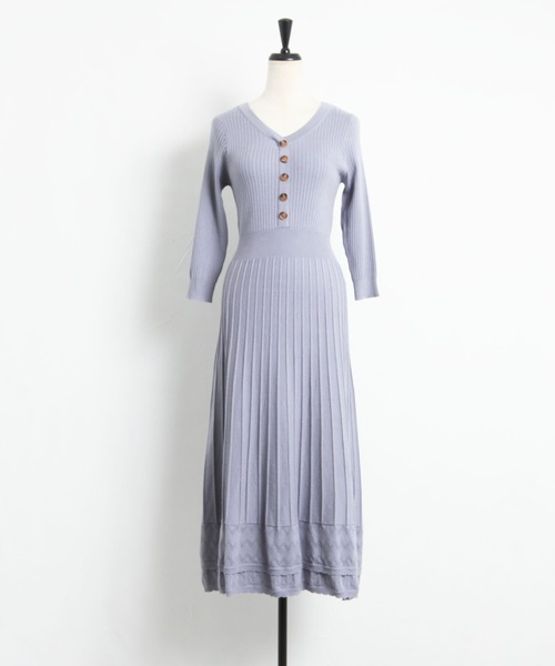 tocco closet(トッコ クローゼット)の「ヘンリーネック裾透かし編み切り替えリブニットワンピース(ワンピース・レディース・ブラック/ボルドー/グレイッシュブルー・M)」の6枚目の写真