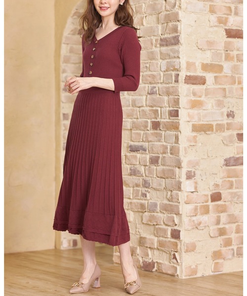 tocco closet(トッコ クローゼット)の「ヘンリーネック裾透かし編み切り替えリブニットワンピース(ワンピース・レディース・ブラック/ボルドー/グレイッシュブルー・M)」の21枚目の写真