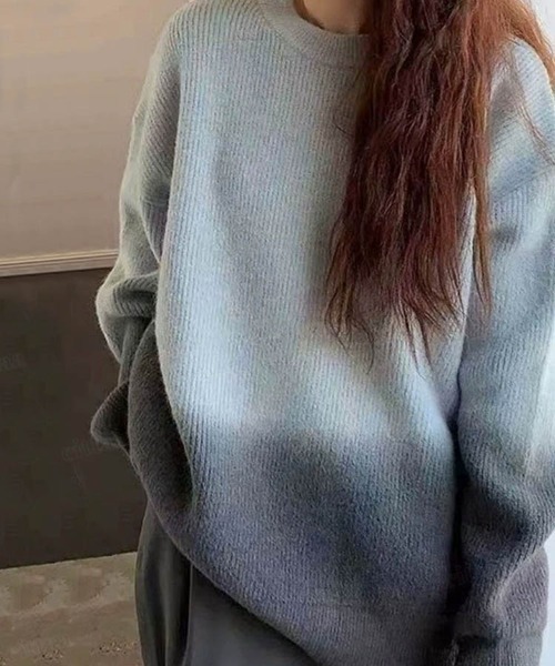 Dalfwin(ダールフィン)の「グラデーションビッグニットプルオーバー(ニット/セーター・レディース・ピンク/グリーン/グレー/ブルー・FREE)」の2枚目の写真