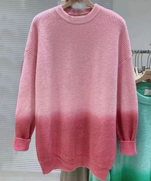 Dalfwin(ダールフィン)の「グラデーションビッグニットプルオーバー(ニット/セーター・レディース・ピンク/グリーン/グレー/ブルー・FREE)」の14枚目の写真