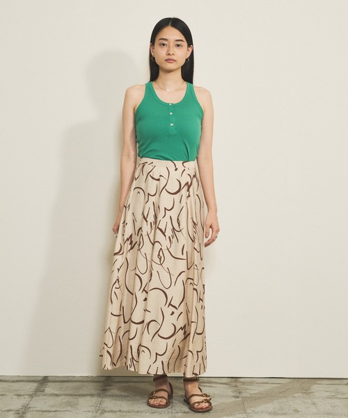 audrey and john wad（オードリーアンドジョンワッド）の「強撚フライスヘンリーネックタンクトップ -手洗い可-（タンクトップ・レディース・ライラック/ブラック/ライトグリーン/ホワイト・FREE）」の11枚目の写真