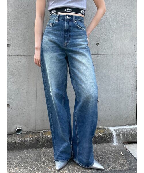 EMODA(エモダ)の「ムードヴィンテージルーズジーンズ(デニムパンツ・レディース・ブラック/ブルー・SMALL/MEDIUM)」の3枚目の写真