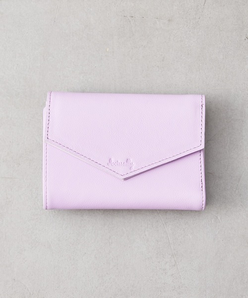 Actually（アクチュアリー）の「カウレザーウォレット B7サイズ（財布・レディース・グレイッシュベージュ/ゴールド/イエロー/ラベンダー・フリー）」の17枚目の写真